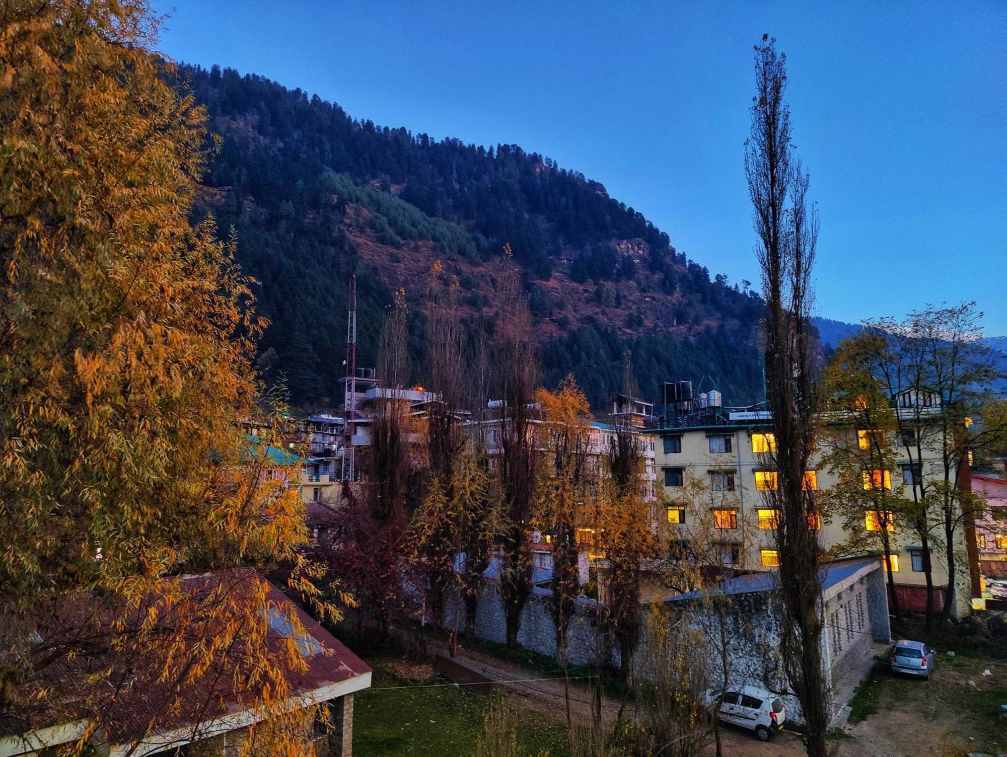 Surya International Hotel Manali Near Mall Road Exterior photo